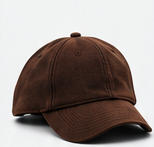 Classic Cap in brown, three quarter view
